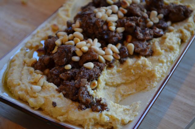 Hummus B' Lahme : Hummus With Minced Meat And Pinenuts - Cooking Goals