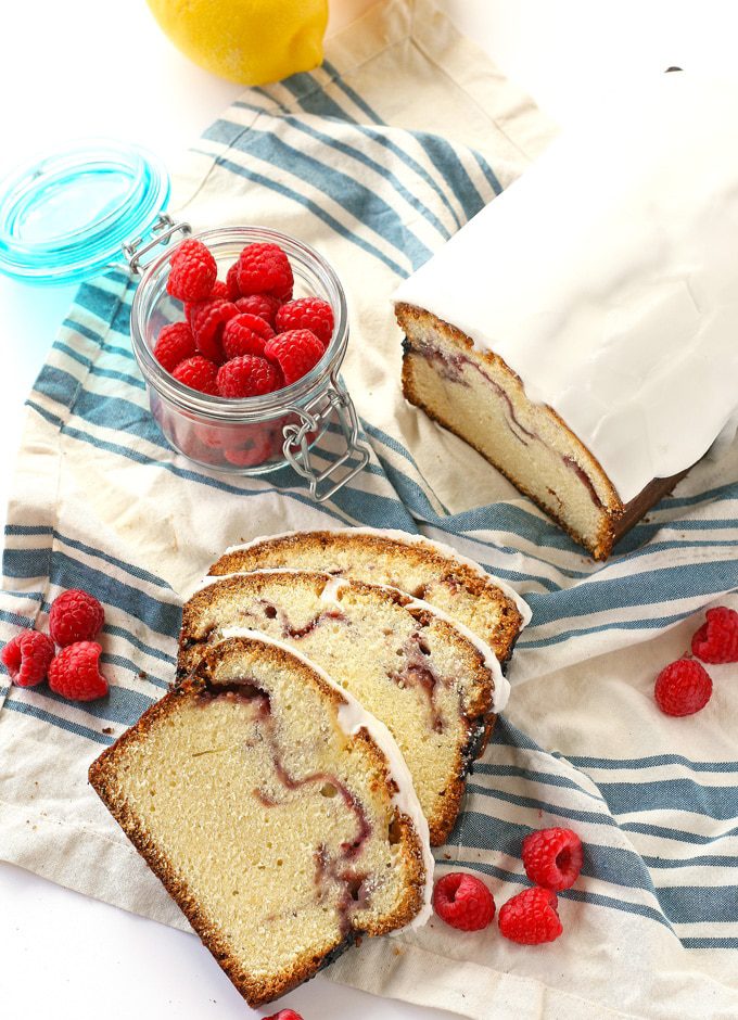 Matcha Raspberry Swirl Pound Cake | easygayoven